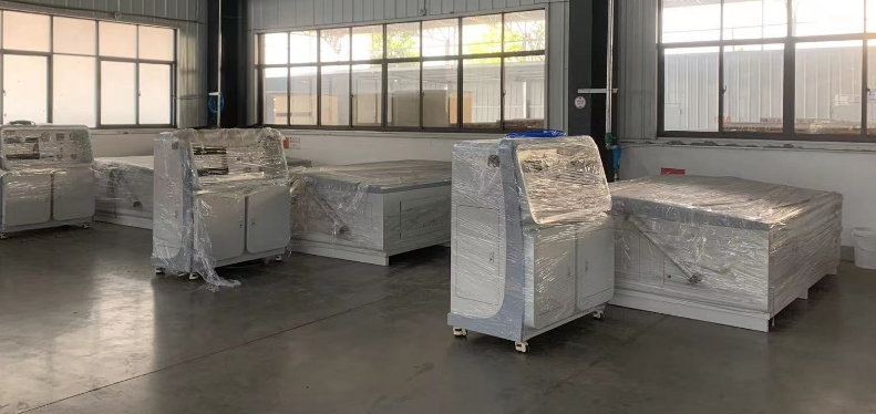 標(biāo)題：燃油系統(tǒng)柔性導(dǎo)管氣密，水壓爆破，撓曲，脈沖試驗(yàn)機(jī)