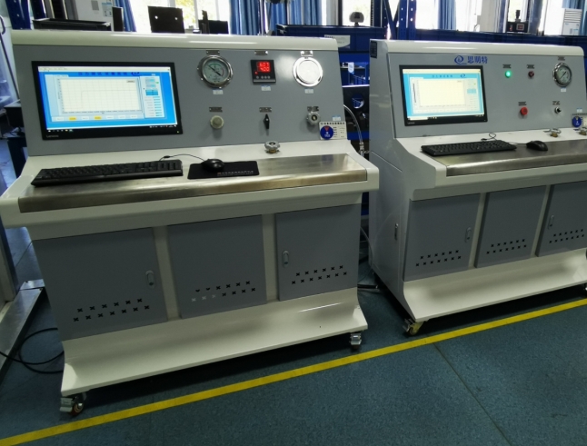 加液口、加氣口的水壓強(qiáng)度試驗(yàn)機(jī)-氣密性實(shí)驗(yàn)臺(tái)