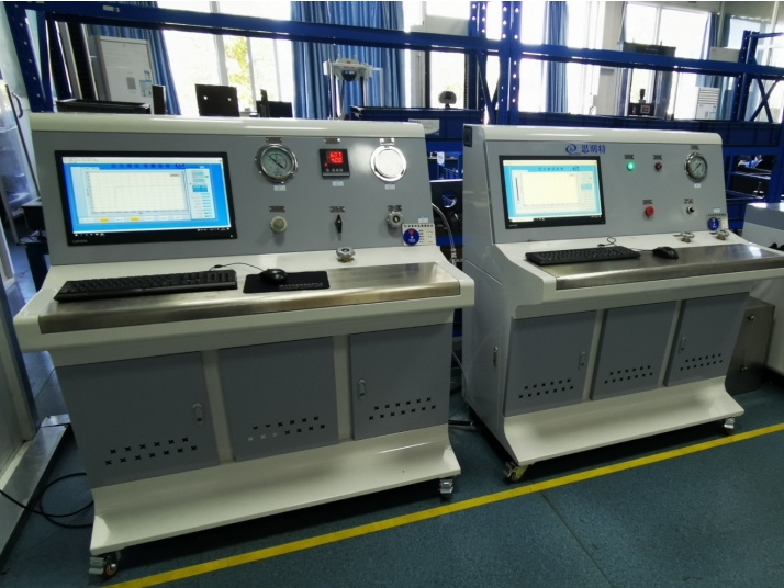 變壓器油箱開裂油壓測試系統做個描述